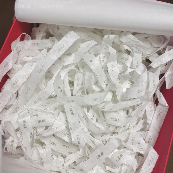 DIOR Lunar New Year Red 2025 - Picture 3 of 3